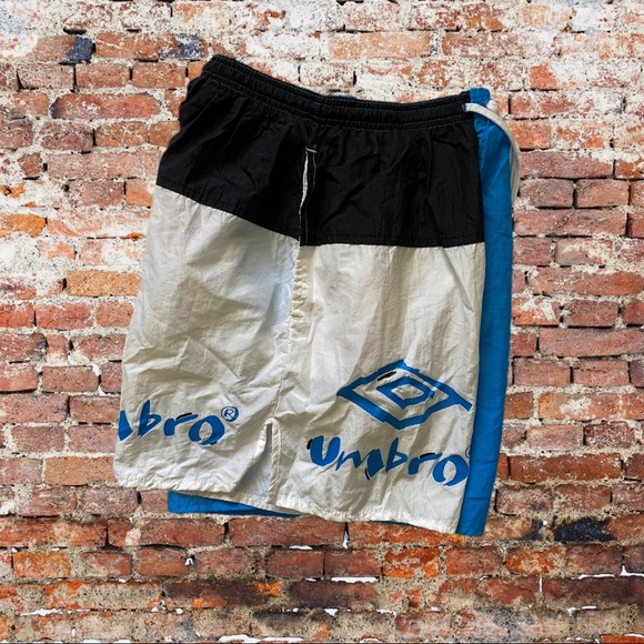 Supremely RARE color blocked 80’s 90s UMBRO shorts - Picture 4 of 8